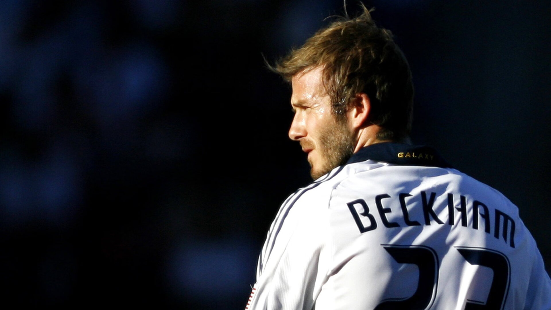 莱万多夫斯基关键节点战术调整,独行侠带队取胜!